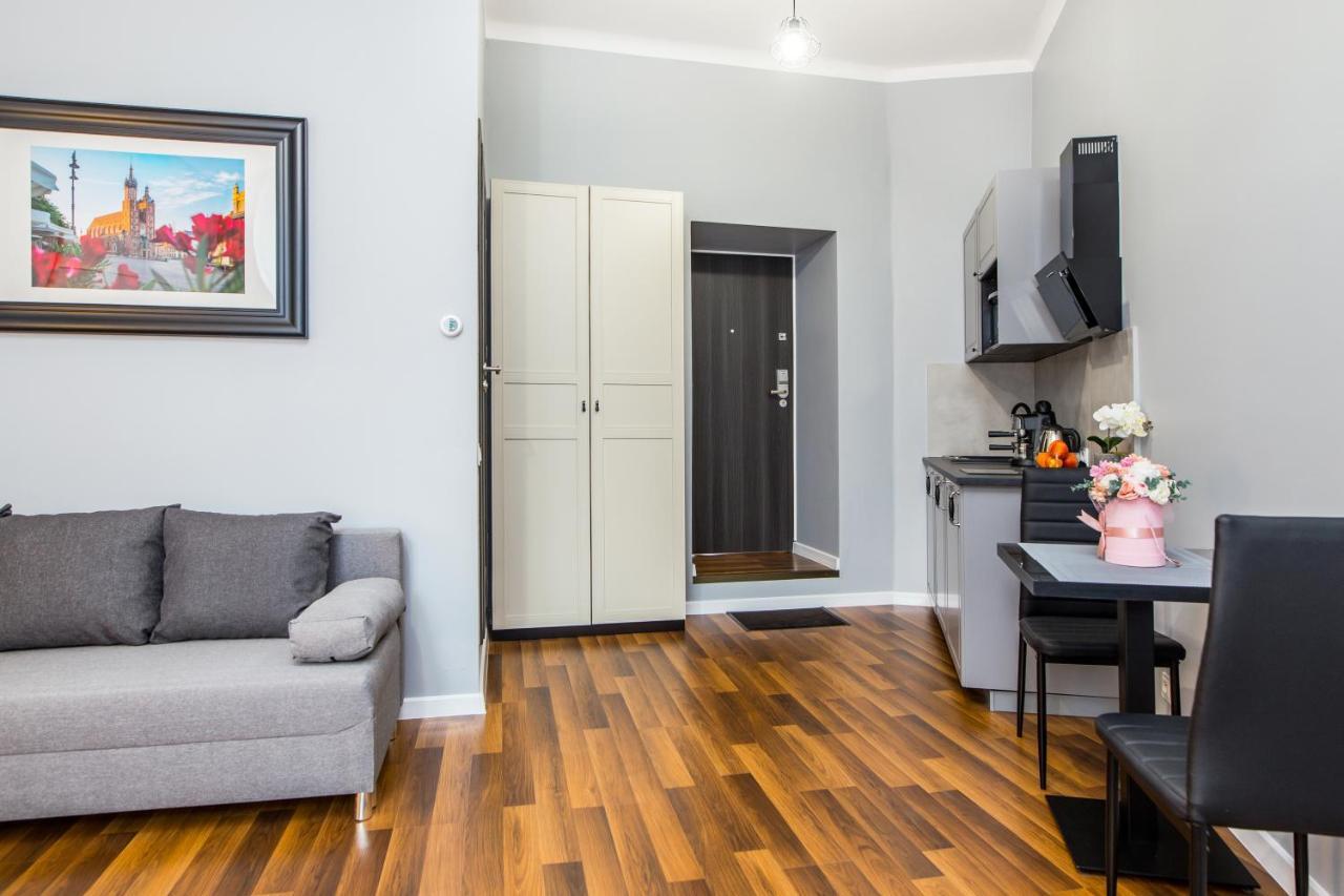 Tribeca City Center Apartments Krakow Bagian luar foto